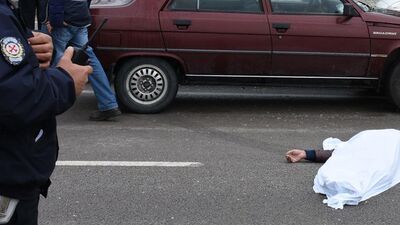 Karşıdan karşıya geçmek istedi, canından oldu!