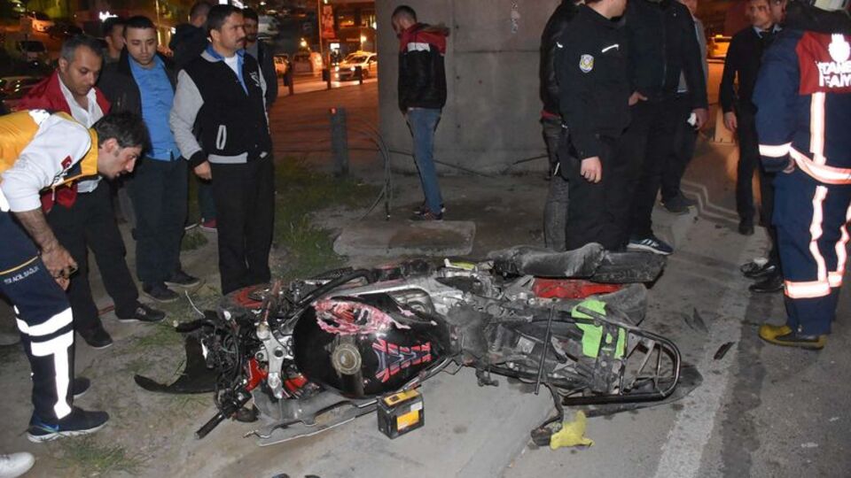 Taktığı kask hayatını kurtardı!