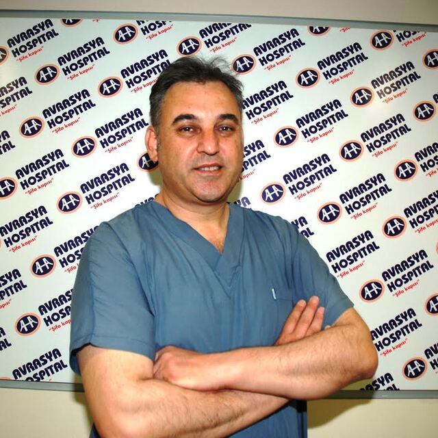 "Ameliyat için kilo alıyorlar"