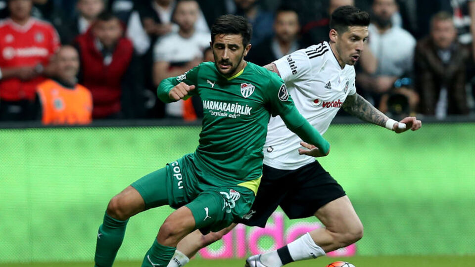 Jem Karacan G.Saray'a dönecek mi?