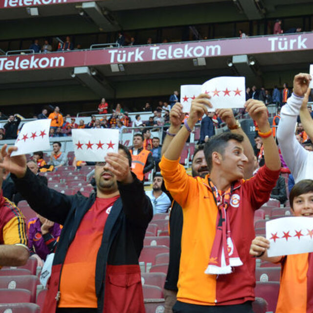 "Olan var olmayan var, kıskanırlar"