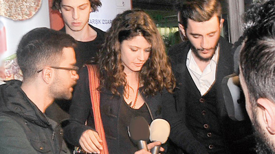 Beren eğlendi Kenan sabahladı