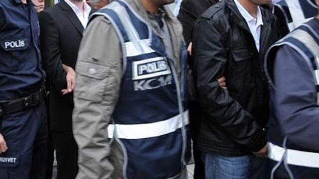 Denizli'de 'Paralel Yapı' şüphelisi 11 kişi adliyede
