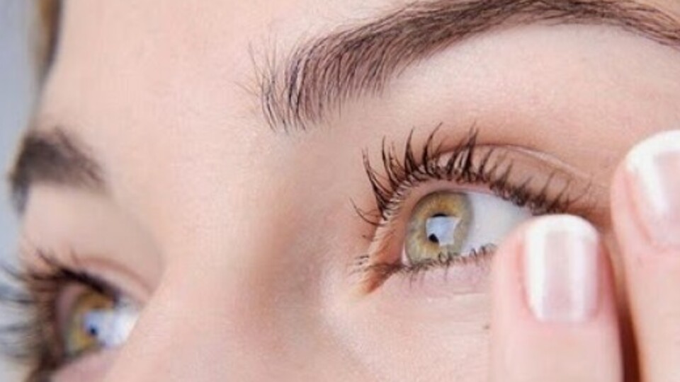 Gözümüz neden seğirir?
