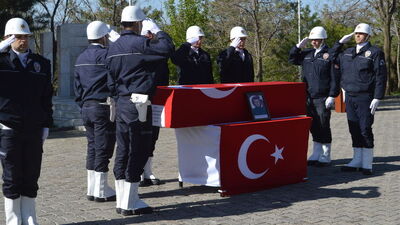 Antalya şehidi toprağa verildi! Gözyaşlarıyla selam durdular!