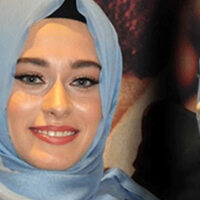 O da tesettüre girdi