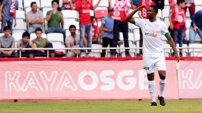 Samuel Eto'o attı, Muslera çıldırdı...