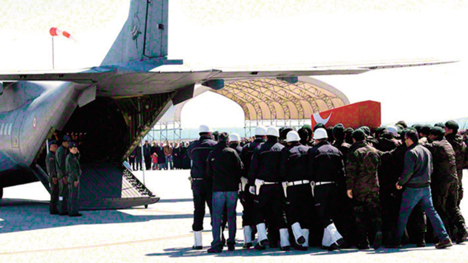 "Şehit cenazelerinde Chopin değil, Itri'nin Tekbir'i çalınsın"