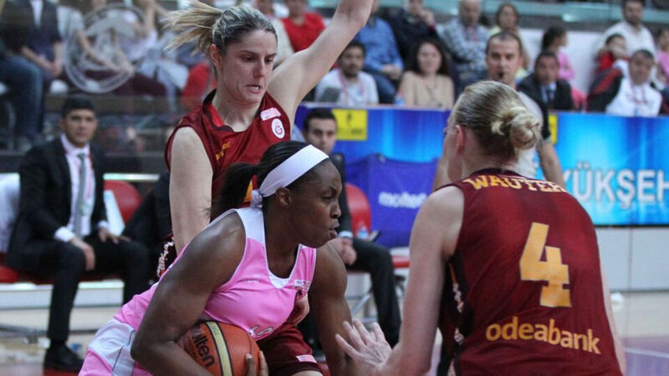 AGÜ, Galatasaray'ı eledi!
