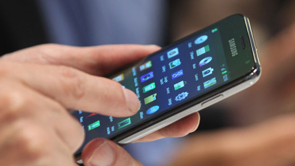 Cepte internete vergi düzenlemesi