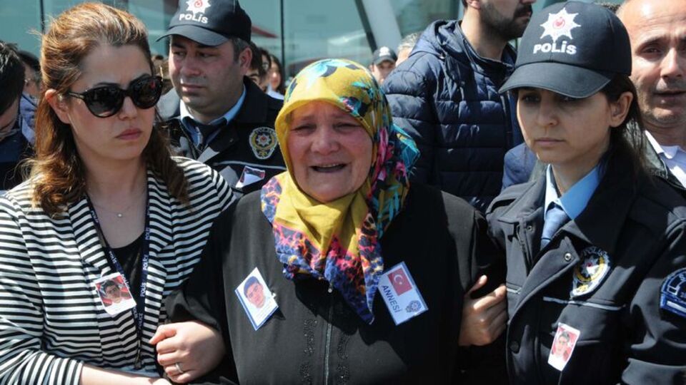 Şehit annesinin feryadı yürek yaktı