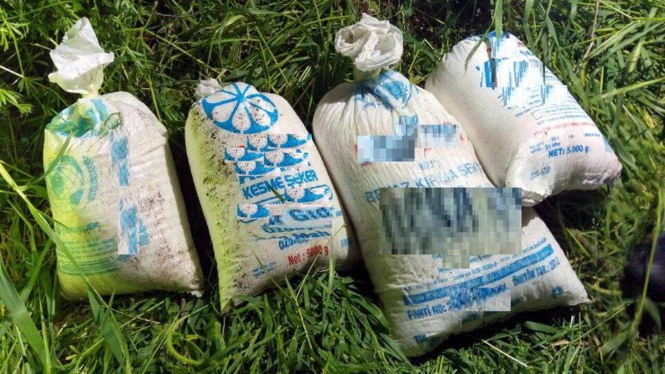 PKK'ya ait patlayıcı malzemeleri mezarlıkta bulundu!