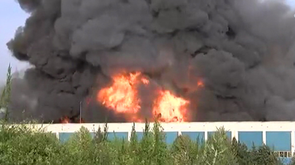 Ümraniye'de korkutan yangın