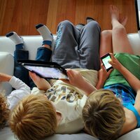 Çocuklar eve mahkum!