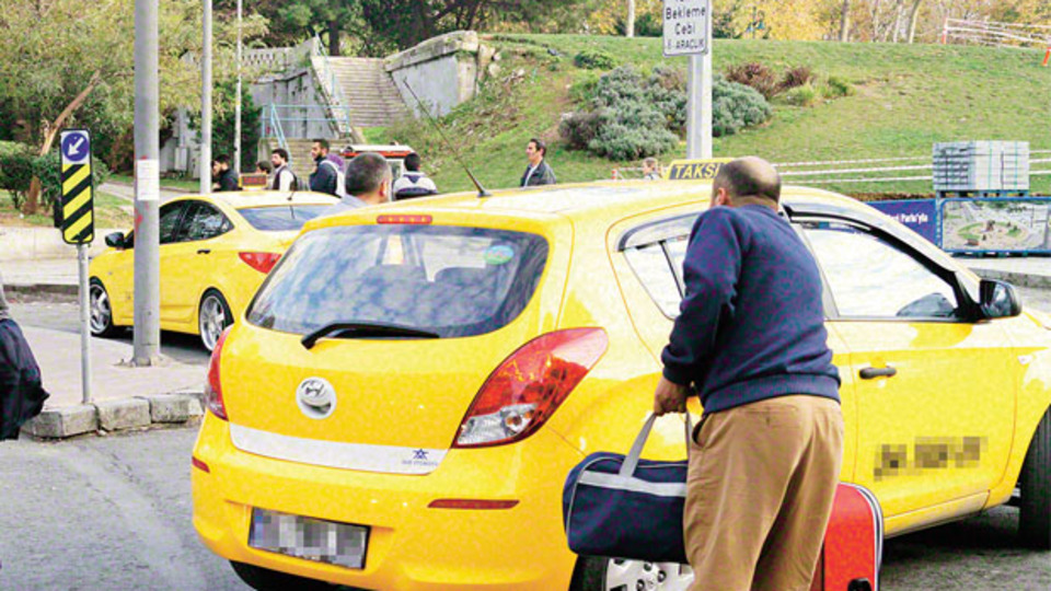 'Lütfen turistler için bir şey yapın'