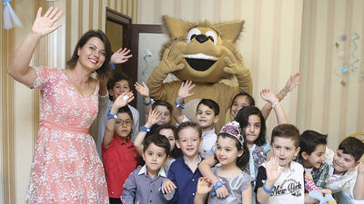 Kızının yeni yaşını kutladı