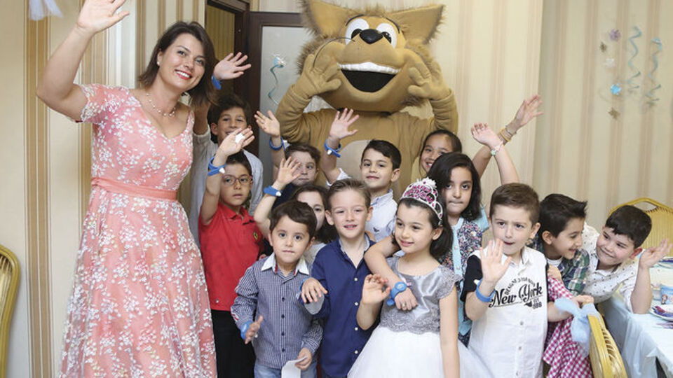 Kızının yeni yaşını kutladı