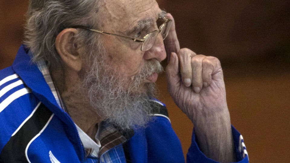 Castro: Ben öleceğim ama ideallerimiz yaşamalı