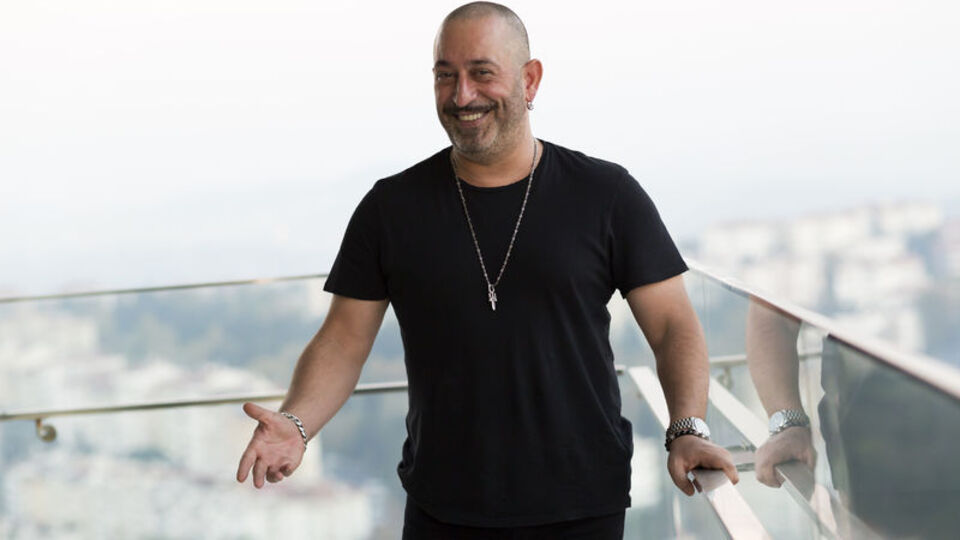 Cem Yılmaz'dan yeni gösteri hazırlığı