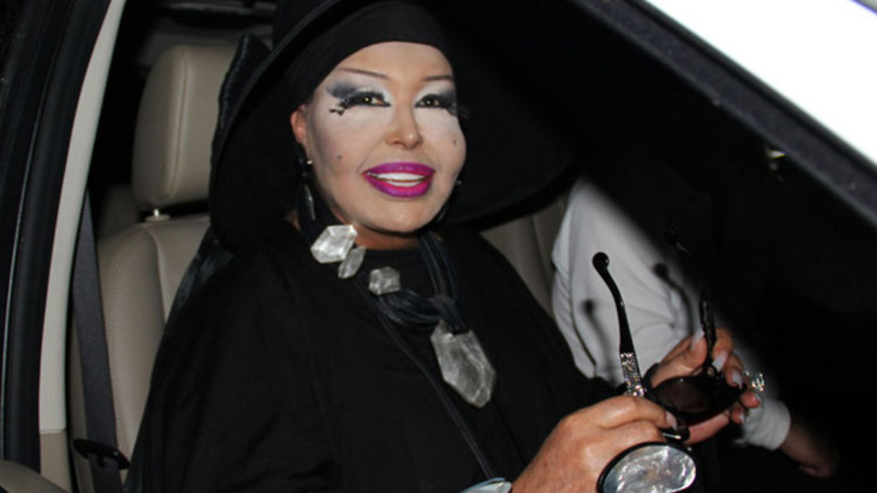 Diva orayı gizlice sattı!