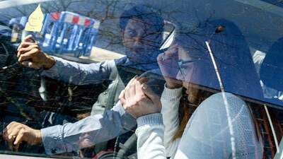 16 yaşındaki öğrencisi ile cinsel ilişkiye girdi