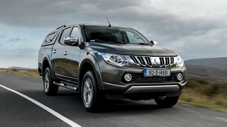 Mitsubishi hile yaptı, hasarı Nissan aldı