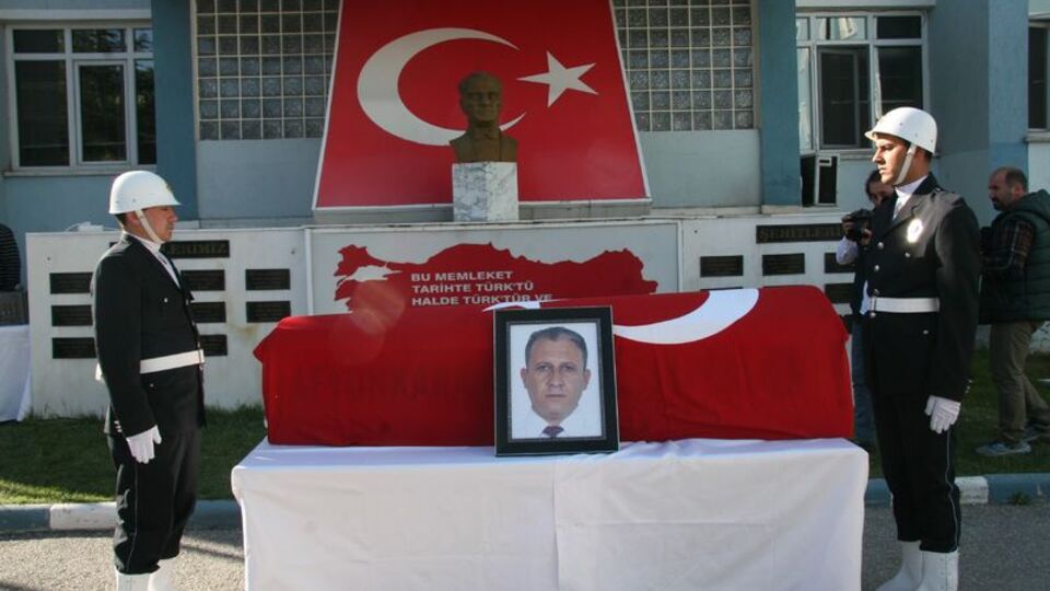 Kalp krizi geçiren Emniyet Müdürü hayatını kaybetti