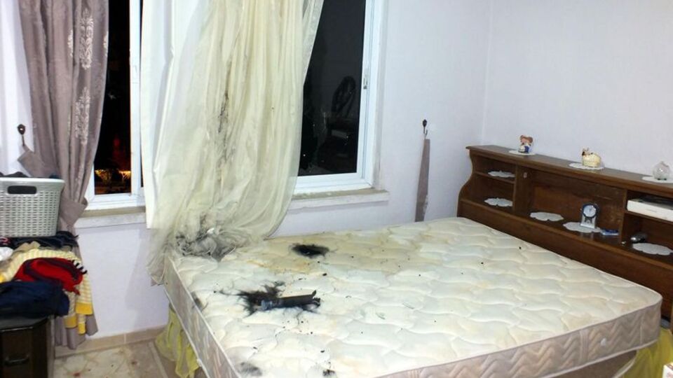 Yatak odasında facianın eşiğinden dönüldü