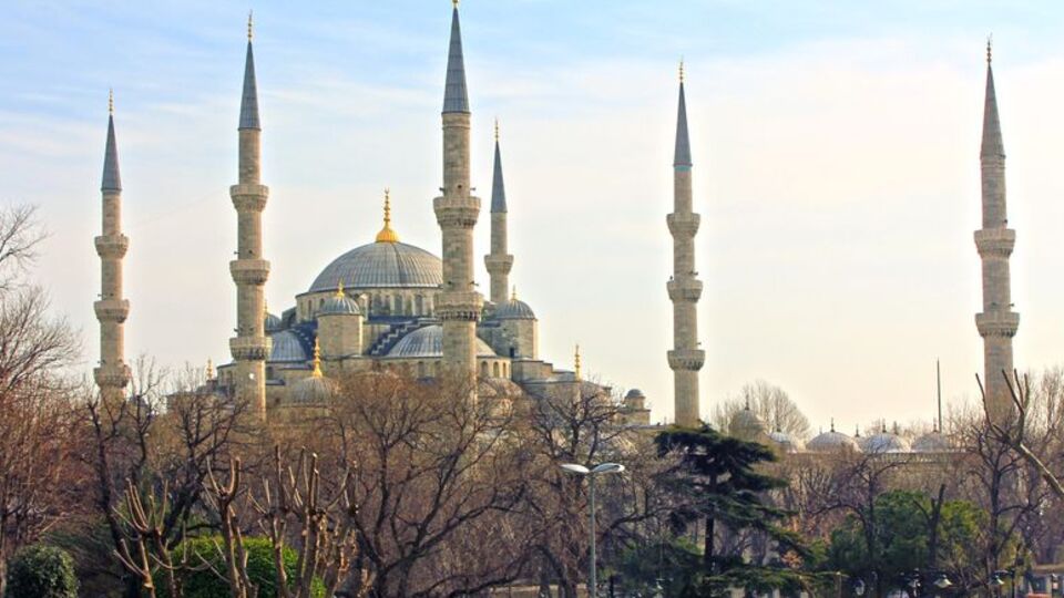 Cuma Namazı saat kaçta?