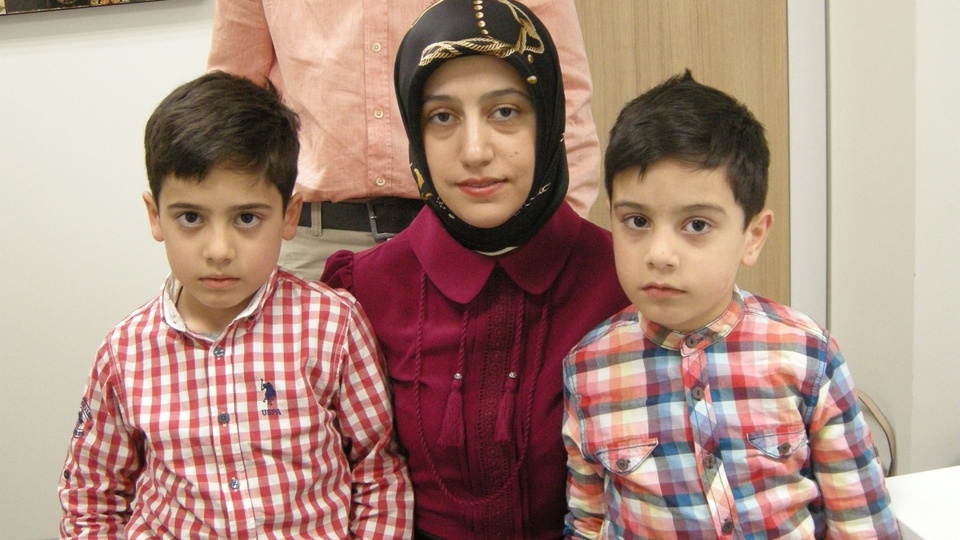 Aralarında 8 yaş var ama onlar 4'üz...