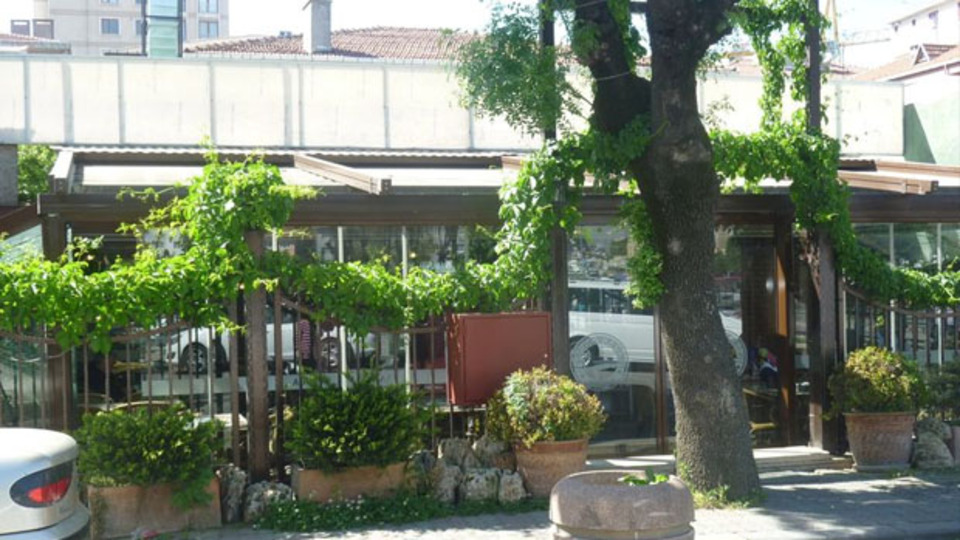 Ergenekon'u başlatan ev, kebapçı oldu!