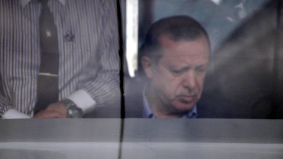 Cumhurbaşkanı Erdoğan vatman koltuğunda