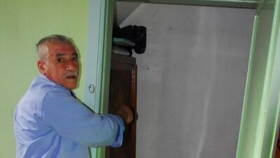 Camiden sakal-ı şerifi çaldılar