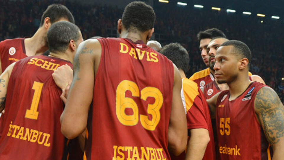 İlk defa bir Türk takımı finalde!