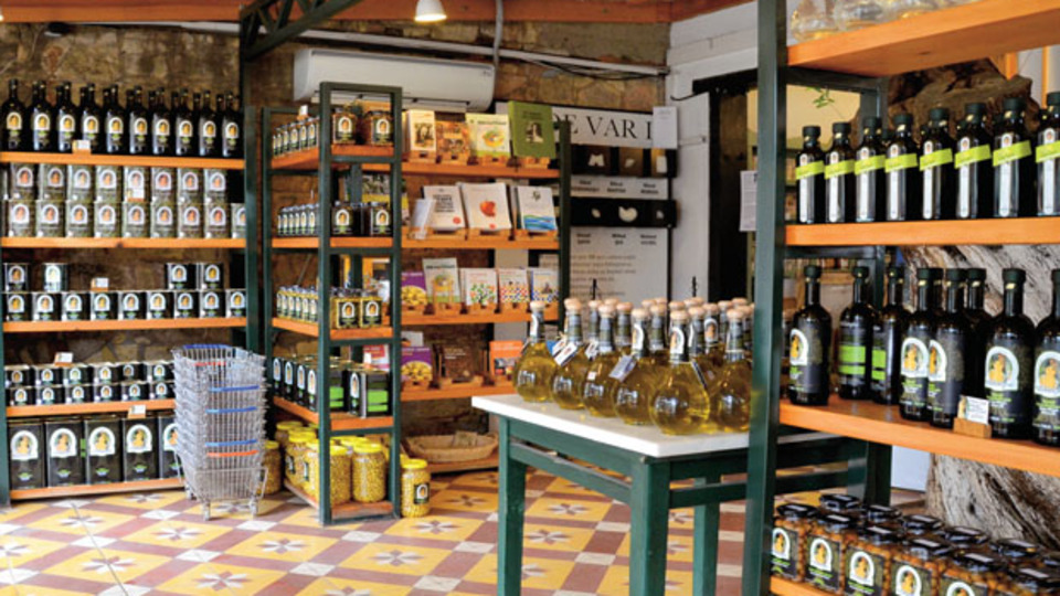 Adatepeli Rum güzeli Refika'nın izinde ilk Zeytinyağı Müzesi