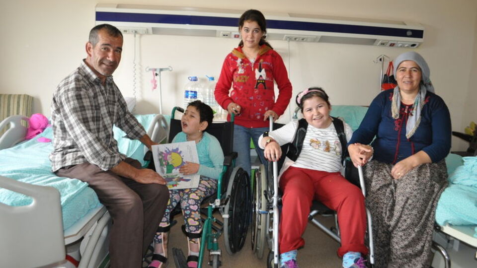 3 yıl önce konuşma ve yürüme yetilerini kaybetmişleri ama...