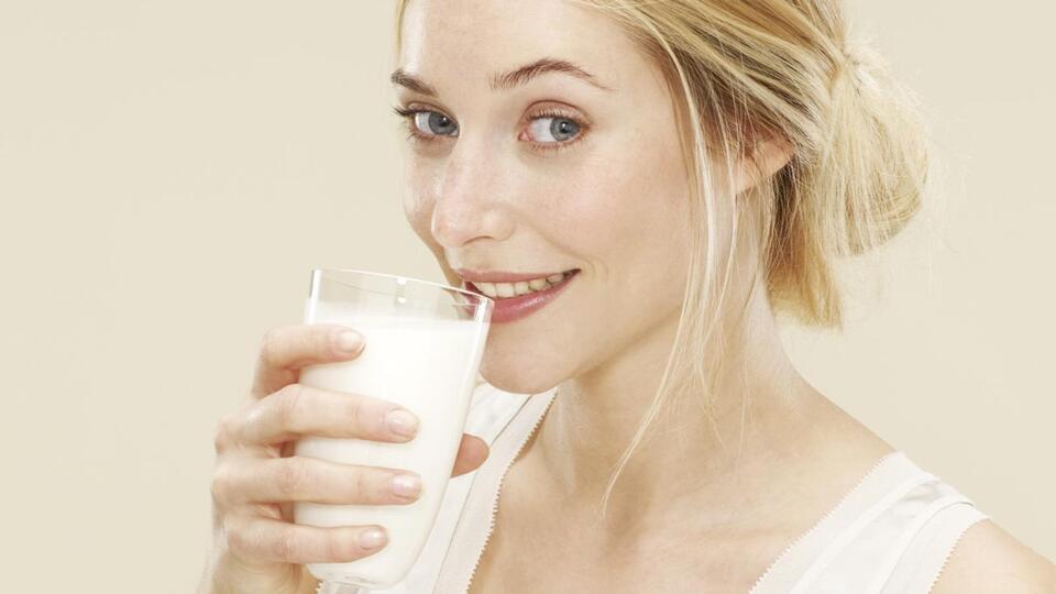 Light süt mü yoksa normal süt mü içelim?