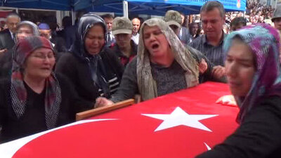 "Oğlumun kıyafetini verin ben savaşmaya gideceğim"