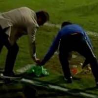 Onur'dan şok hareket!