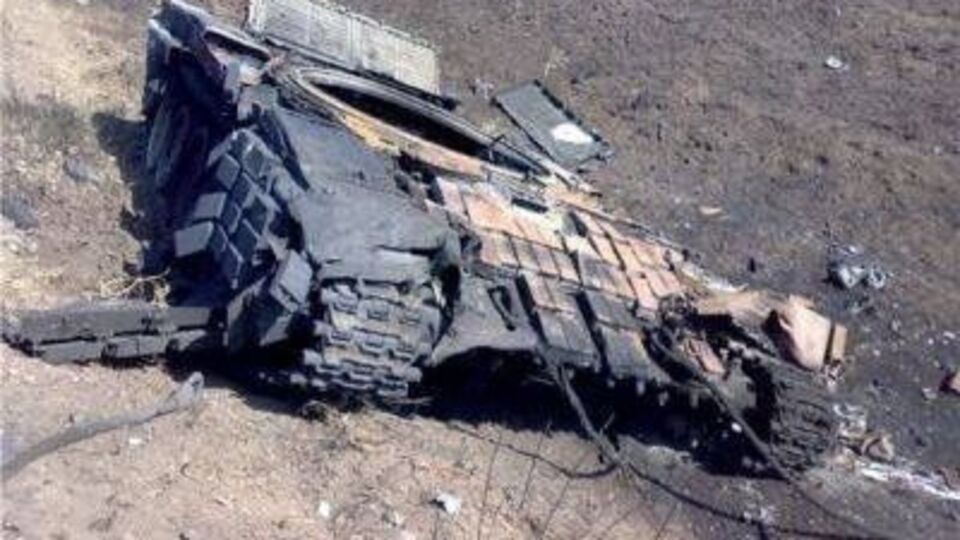 Azerbaycan-Ermenistan sınırı gergin! 1 Ermeni tankı imha edildi