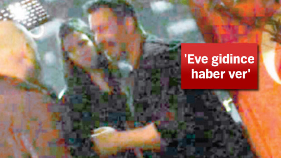 Cem Yılmaz'dan eski eşine yakın markaj