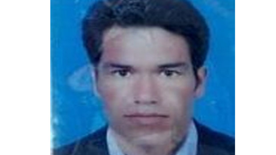 Kendini zeytin ağacına astı