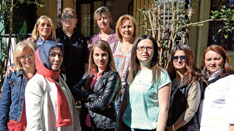 "13 kez okul değiştirdik, minibüsten atıldık, yorulduk"