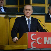 "Kahraman hatasından dönmeli"