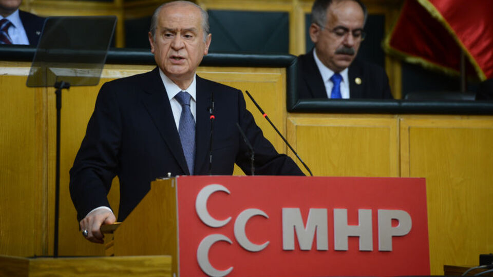 "Kahraman hatasından dönmeli"