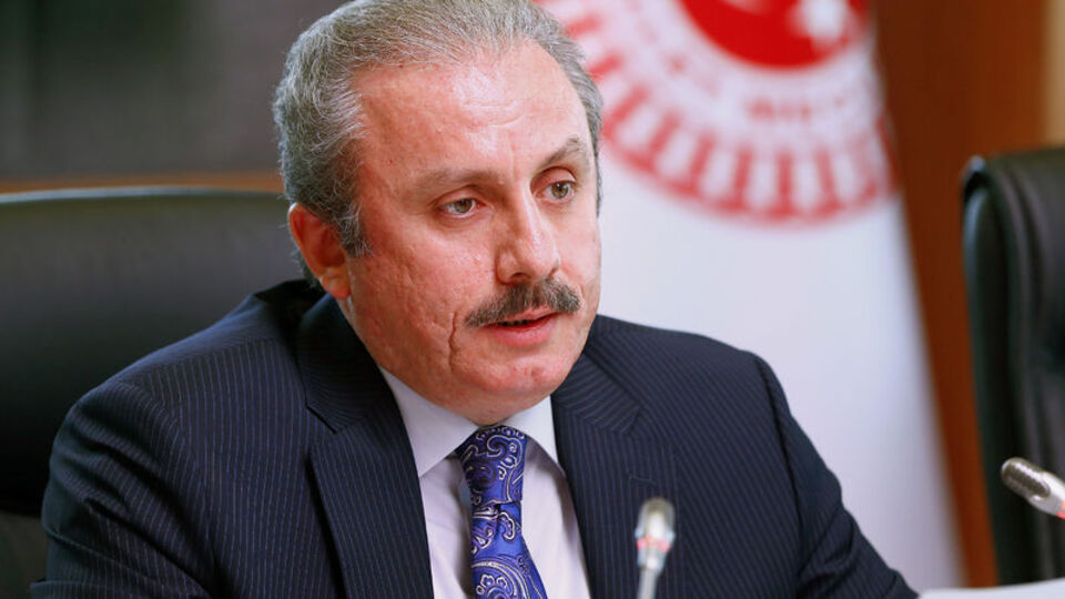 AK Parti'den laiklik yanıtı