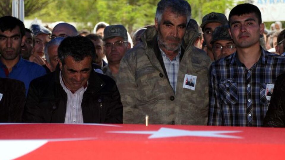 Yürekte acı, tabutta kurşun!