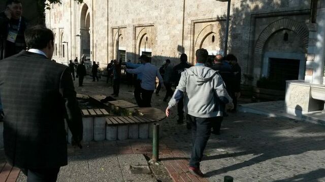 Bursa Ulu Camii yakınında canlı bomba saldırısı!