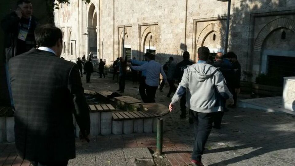 Bursa Ulu Camii yakınında canlı bomba saldırısı!