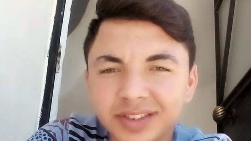 Saatlerce haber alamayınca...